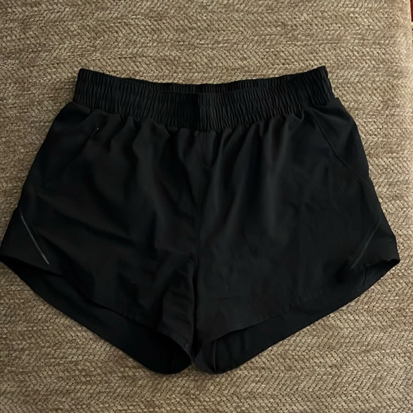 All in Motion Women’s Black, lined Running Shorts, size Small - Picture 2 of 6